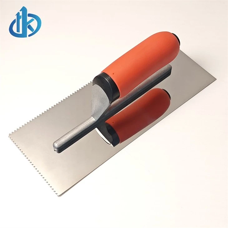 Plastering Trowel With Teeth